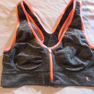 Sports bra